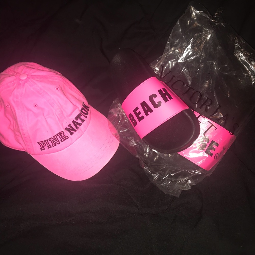 Pink nation hat and large beach please flops